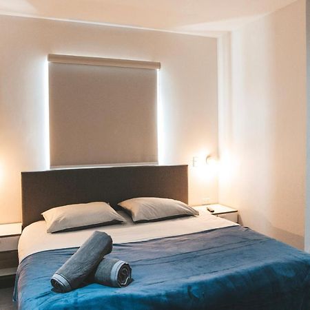 Gray Door Apartments - Adults Only Palm Beach Ngoại thất bức ảnh