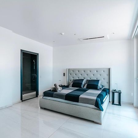 Gray Door Apartments - Adults Only Palm Beach Ngoại thất bức ảnh