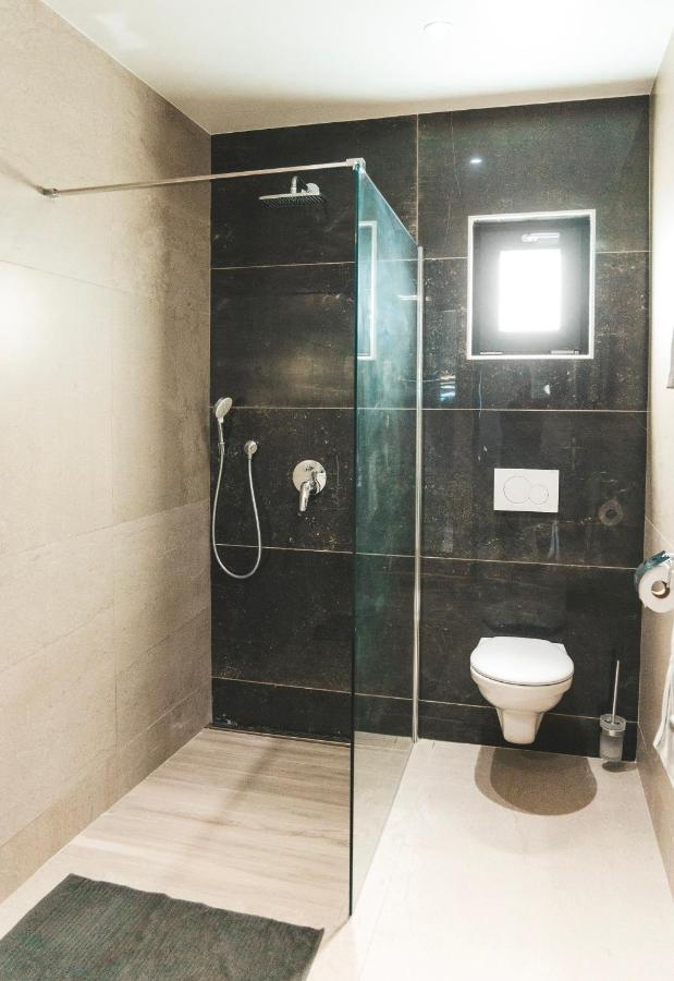 Gray Door Apartments - Adults Only Palm Beach Ngoại thất bức ảnh