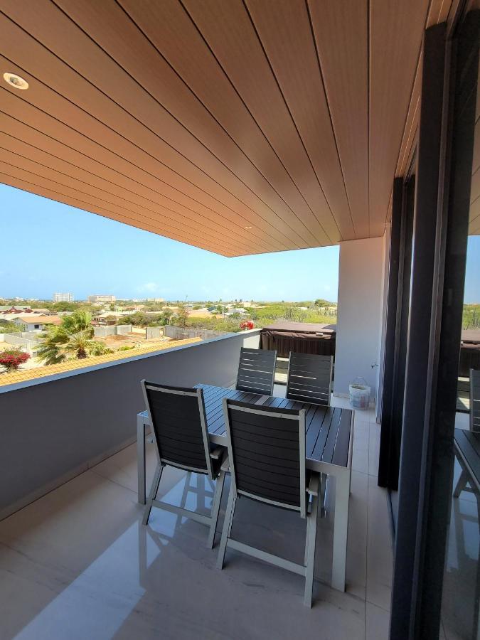Gray Door Apartments - Adults Only Palm Beach Ngoại thất bức ảnh