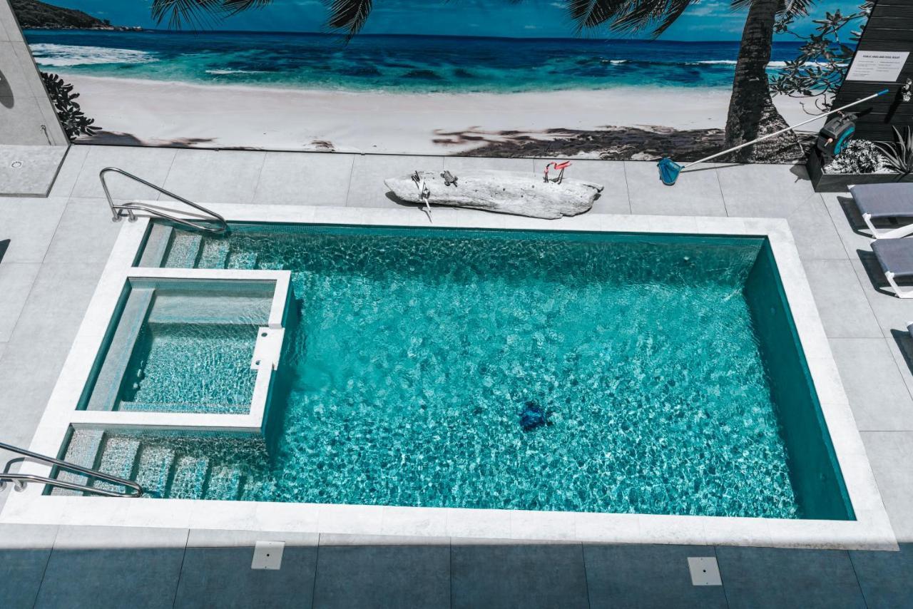 Gray Door Apartments - Adults Only Palm Beach Ngoại thất bức ảnh