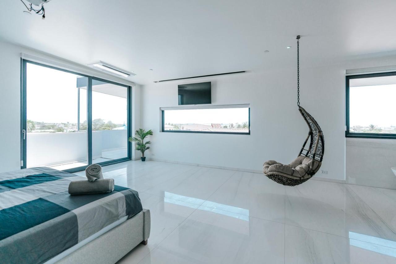 Gray Door Apartments - Adults Only Palm Beach Ngoại thất bức ảnh